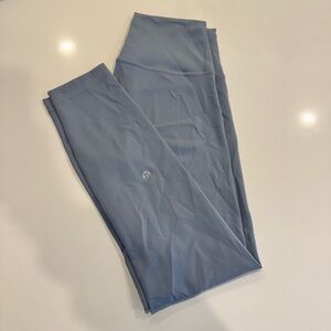 Like New Lulu Wunder Train HR Tight 25" CHBY 6 - Size 6 - Chambray